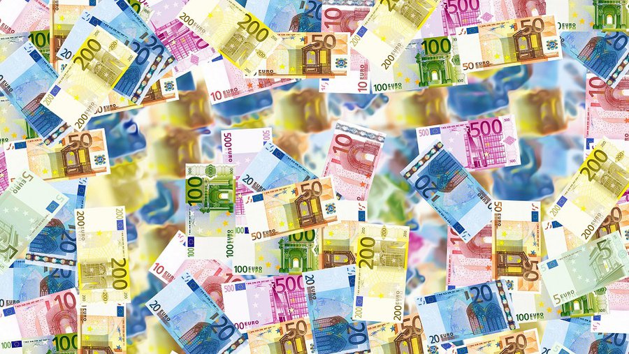 ES patvirtino dar 500 mln. eurų karinę paramą Ukrainai - Pasaulyje