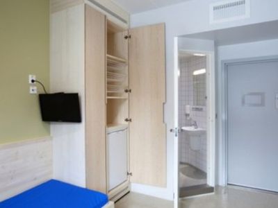 Рассказ осужденного латвийца о тюрьме в Норвегии: вид на озеро, курсы английского, суточные и персональный тренер

 - Хобби, отдых и развлечения