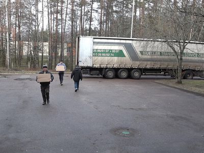 Висагинскому отделению Красного Креста нужны помещения для выдачи продуктов (видео) - В Висагинасе