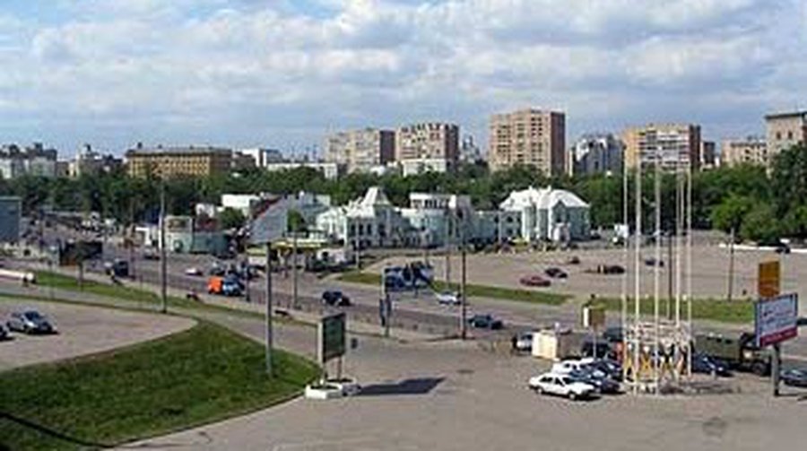 На инкассаторов напал грабитель с цветами - Происшествия и криминал