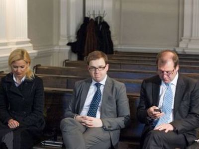 Darbo partijos byla: advokatas prašo atlikti V.Uspaskicho parašų ekspertizę - Lietuva ir Baltijos šalys