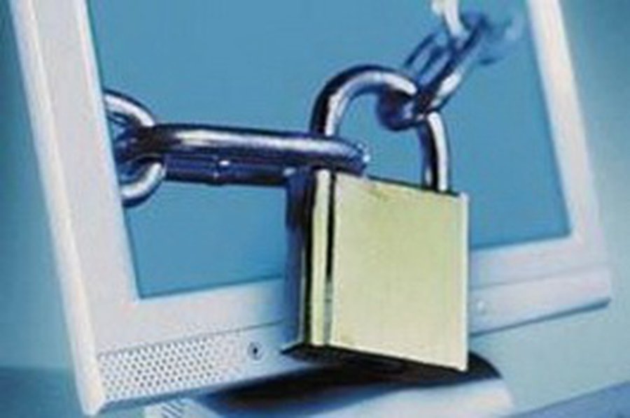 Половине россиян ограничивают доступ в интернет на работе - Хобби, отдых и развлечения