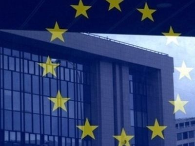 Начинается предвыборная кампания в Европарламент
 - В Мире