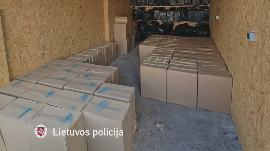 57 400 пачек контрабандных сигарет обнаружили криминалисты полиции Утенского округа - Происшествия и криминал