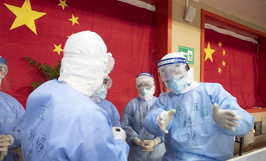 СМИ: в Китае столетний мужчина вылечился от коронавируса - Наука и здоровье