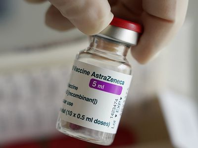 Г. Науседа сделал прививку вакциной "AstraZeneca" - Литва и страны Балтии