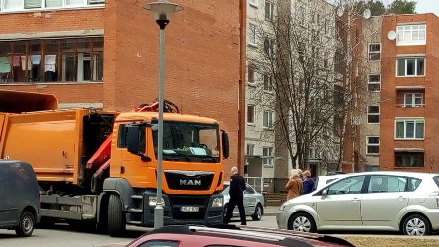 Когда будет пересмотрена пошлина на вывоз мусора? - В Висагинасе