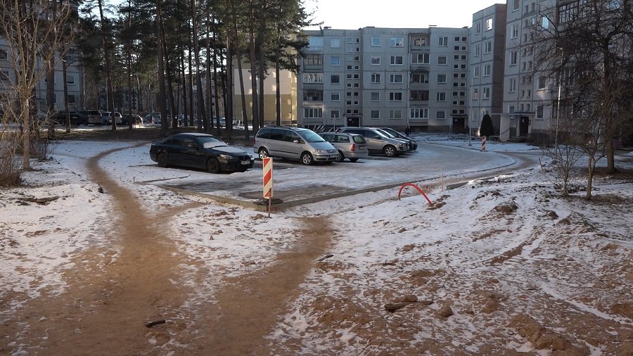 Реконструкция улиц Вильтес-Партизану вызвала вопросы жителей (видео) - В Висагинасе