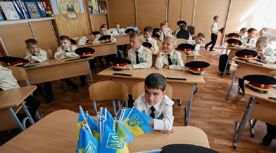 Украина направила в Венецианскую комиссию новый закон "Об образовании" - В Мире