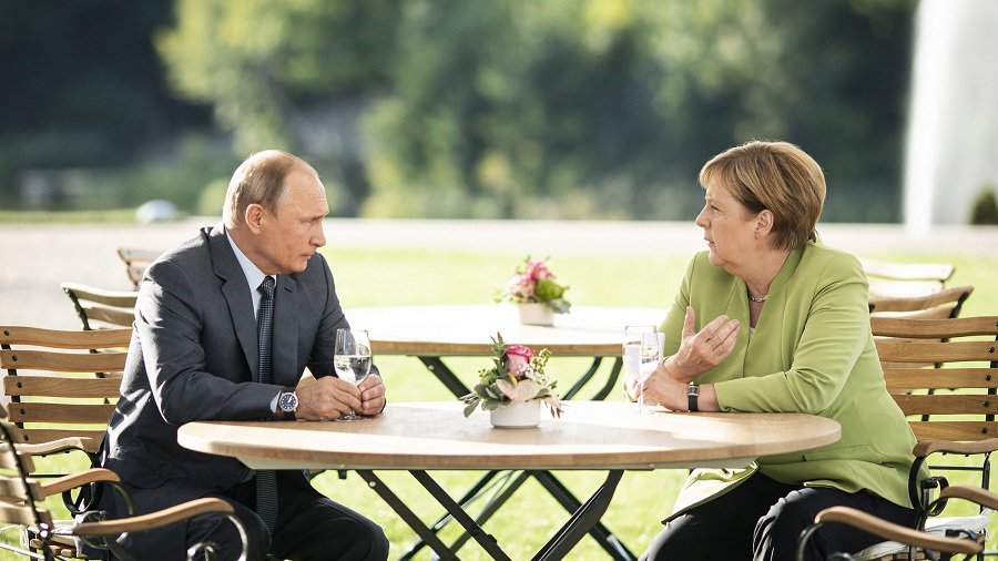 A. Merkel ir V. Putinas aptarė krizes - Pasaulyje