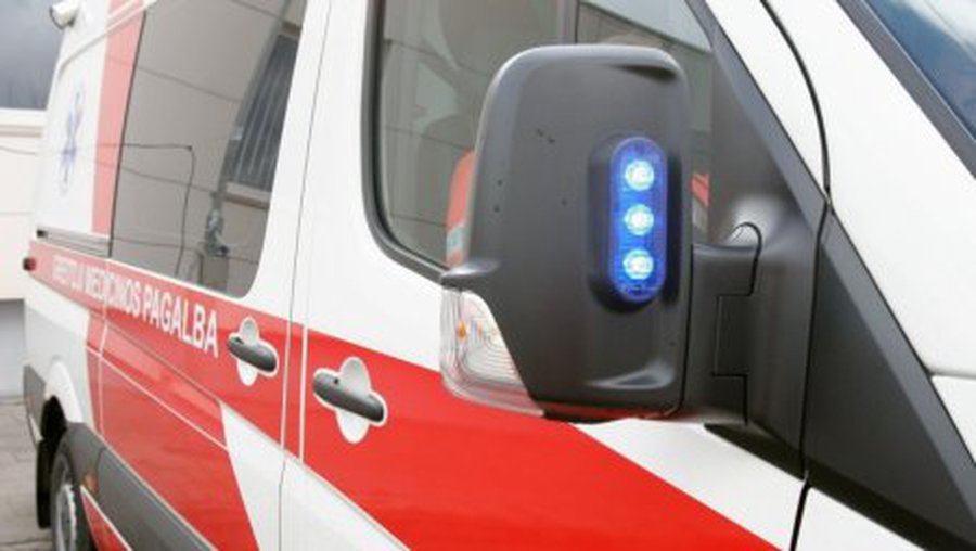 Klaipėdoje iš šešto aukšto pro langą iškrito penkiametė - Įvykiai ir kriminalas