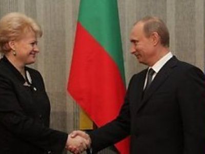 Россияне считают своими главными врагами Литву и США

 - В Мире