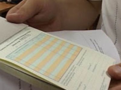 Mažės dirbančiųjų su verslo liudijimais                 - Lietuva ir Baltijos šalys