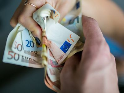 Больные работники обходятся дорого – снизят ли выплаты? - Литва и страны Балтии