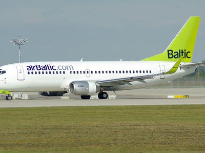 Жителей стран Балтии доставят из Великобритании одним самолетом AirBaltic - МИД Латвии - Литва и страны Балтии