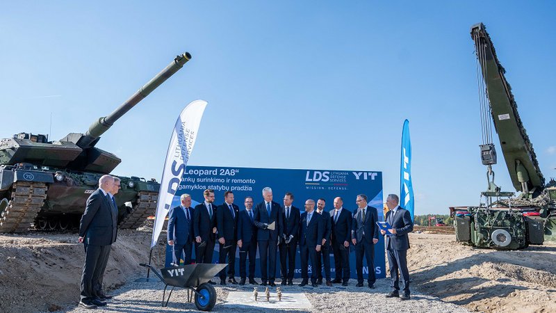 В Каунасе началось строительство центра сборки танков Leopard 2A8 - Литва и страны Балтии