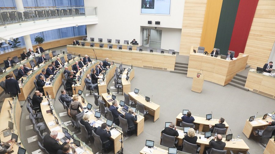 Сейм рассмотрит предложение правящих сократить число парламентариев: оппозиция видит только популизм - Литва и страны Балтии