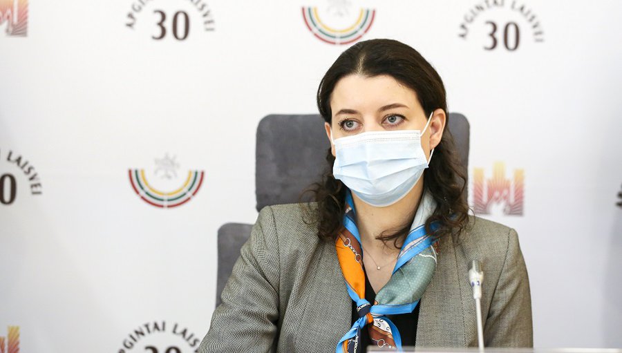 М. Навицкене сказала, что расходы на тесты должны быть ответственностью непривитых работников - Литва и страны Балтии