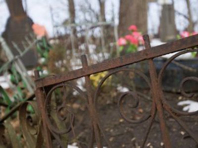 Россия вручила Литве ноту в связи с осквернением кладбища в Паневежисе

 - Литва и страны Балтии