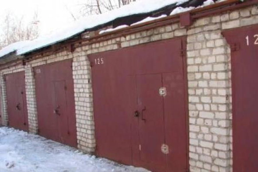 В гараже  — склад боеприпасов                 - Происшествия и криминал