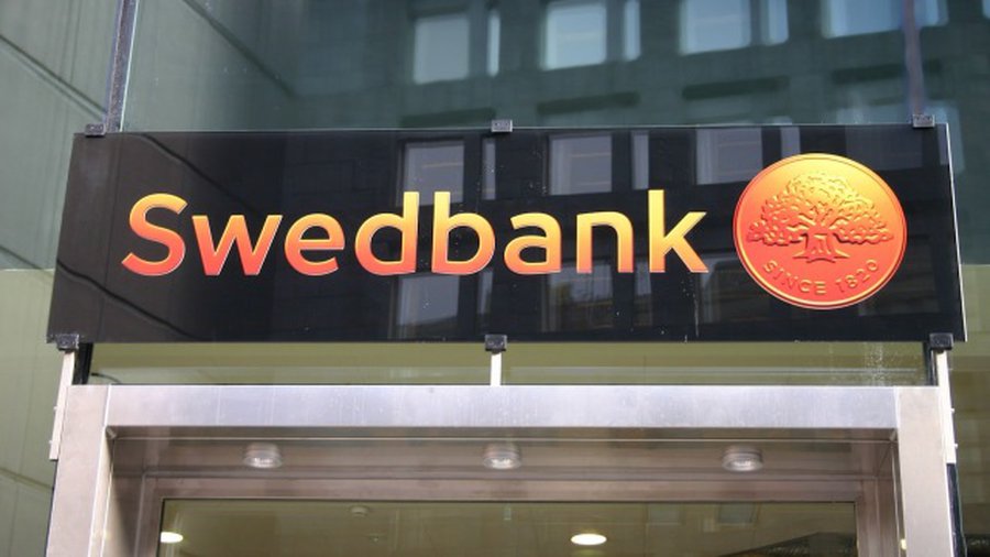 «Swedbank» не намерен мириться с клеветой - Литва и страны Балтии