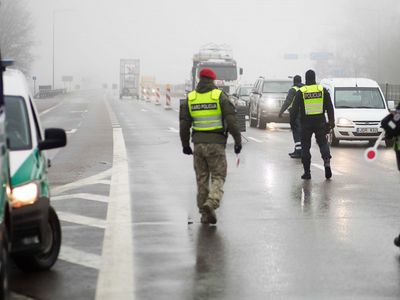 Policija paskelbė sausio reidų sąrašą: pirma vairuotojų grupė patikrų jau sulaukė - Lietuva ir Baltijos šalys