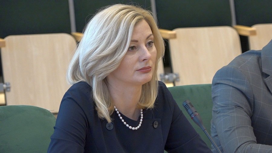 Министр: несоблюдающих изоляцию будут наказывать без предупреждения - Литва и страны Балтии