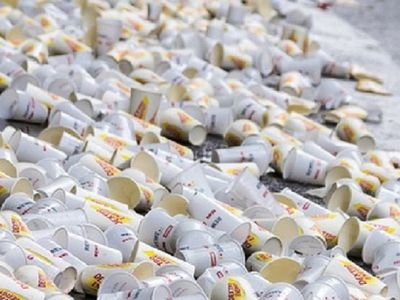 Еврокомиссия намерена запретить одноразовые пластиковые стаканчики, тарелки и трубочки - В Мире