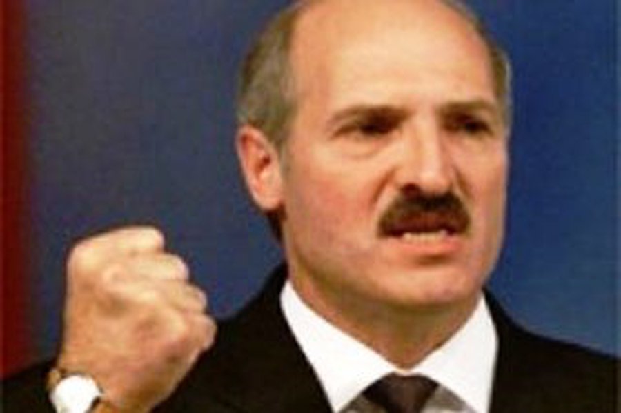 Лукашенко пообещал «шандарахнуть» по тем, кто бастует и проводит акции - В Мире