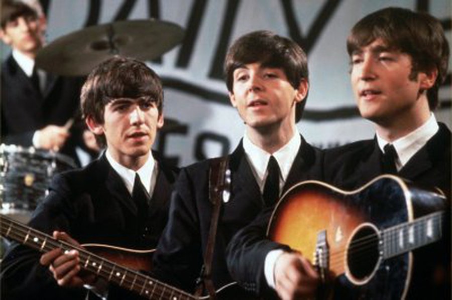 Įteikti pirmieji „Beatles“ studijų diplomai - Kultūros ir sporto renginiai