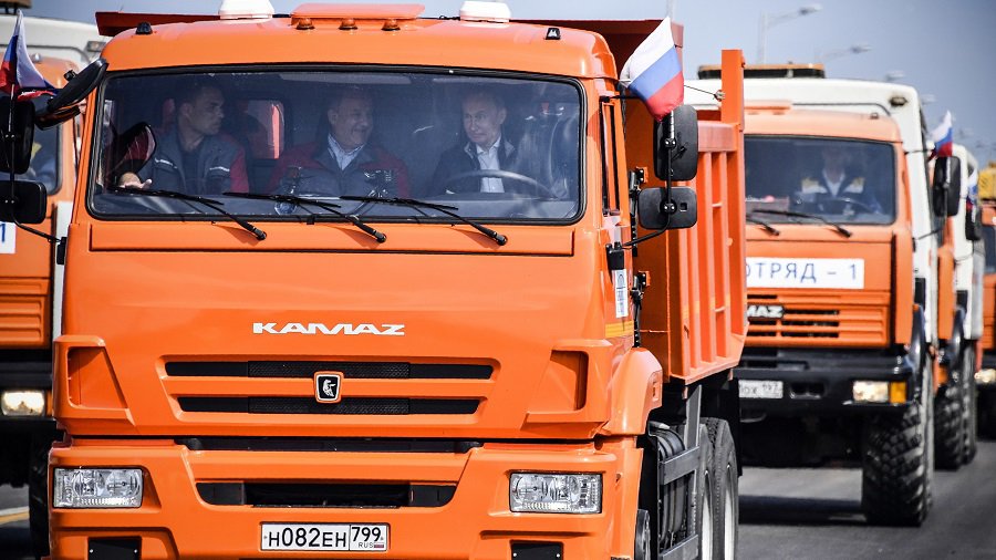 V. Putinas atidarė tiltą į Krymą - Pasaulyje