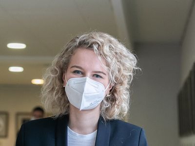 А. Армонайте: пострадавший бизнес подал заявки на получение субсидий на сумму 40 млн. евро - Экономика и бизнес