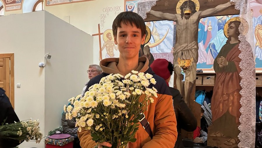 Поздравляем матерей с Днем матери и всех православных женщин – с Днем жён-мироносиц! - В Висагинасе
