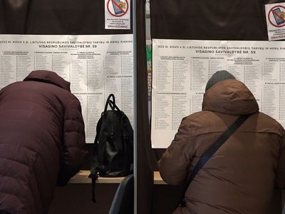 Выборы мэра и в Висагинский совет. Активность избирателей на 17 часов - Выборы 2023