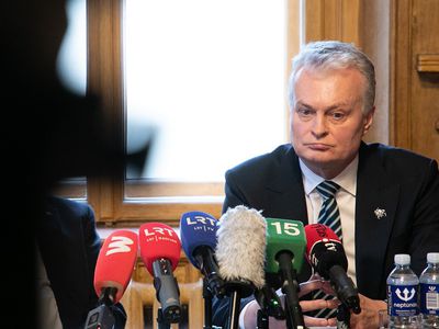 Президент Литовской Республики  выразил искренние соболезнования в связи со смертью  Евгения Шуклина - Литва и страны Балтии