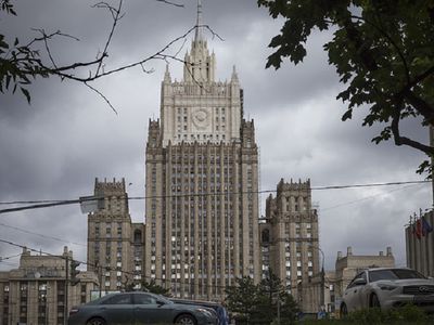 В МИД РФ назвали фальшивками сообщения британских СМИ о поставках нефтепродуктов талибам - В Мире