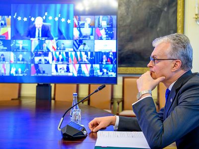 Президент: обязательное тестирование людей, работающих контактным способом — это элементарное действие - Литва и страны Балтии