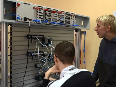 Теперь профессии смогут учиться гимназисты и учащиеся 9-10 классов - Литва и страны Балтии