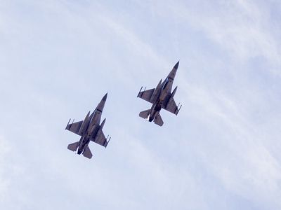 Висагинцы получили сообщение о воздушной тревоге: в воздух подняты истребители NATO (дополнено) - Литва и страны Балтии