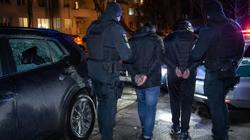 Благодаря бдительности жителя Паневежиса были задержаны похитители аккумуляторов гибридных автомобилей